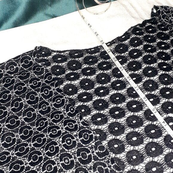 Women's Delicate Black Lace Open Front Cardigan - One Size Fits Most - Intricate - Picture 5 of 6